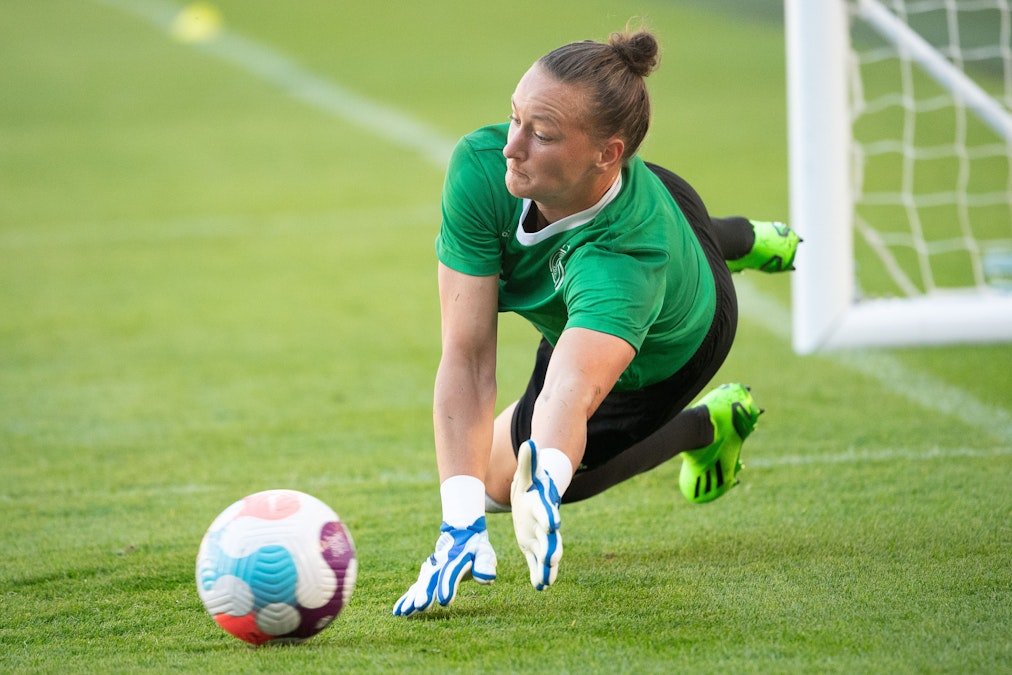 Ist Almuth Schult schwanger? Ein Blick auf das Leben der Fußballspielerin